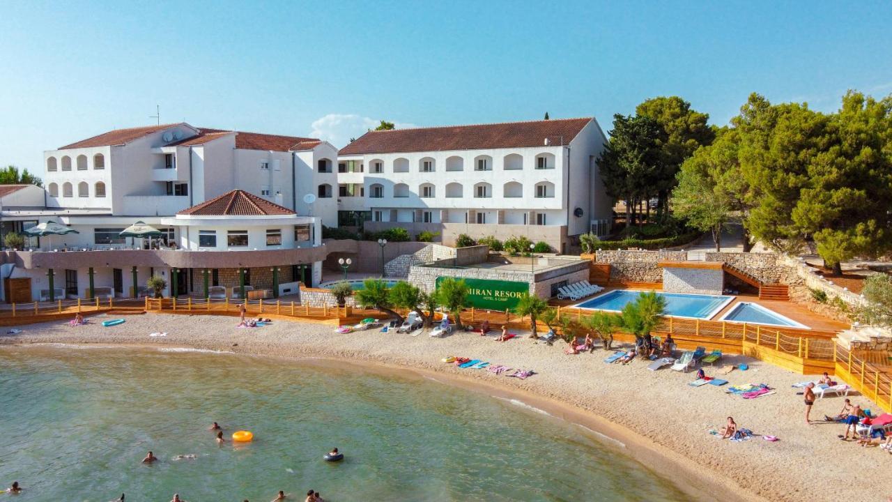 Mediteran Travel Mobile Homes Miran Pirovac Exterior photo