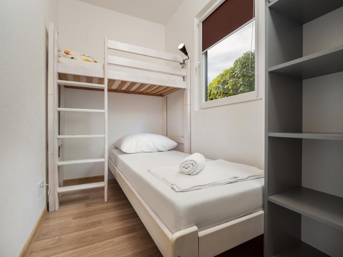 Mediteran Travel Mobile Homes Miran Pirovac Exterior photo