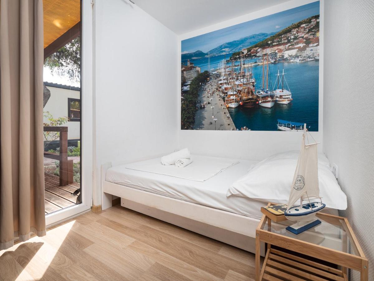 Mediteran Travel Mobile Homes Miran Pirovac Exterior photo